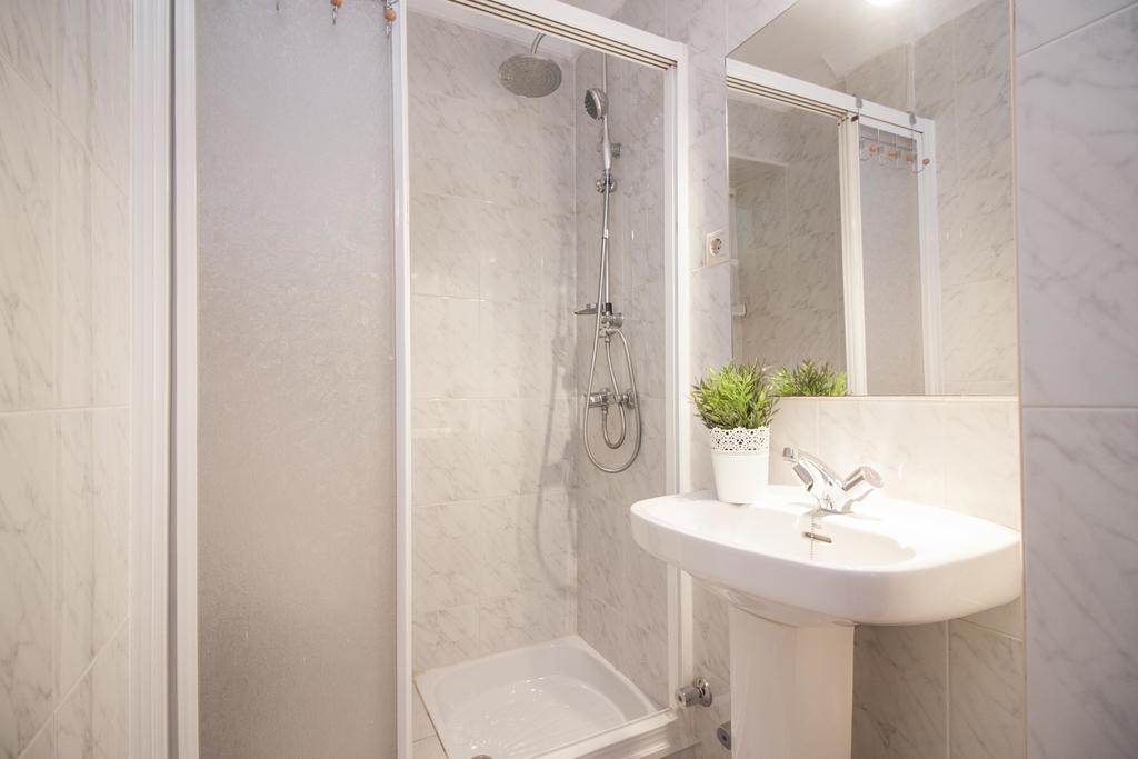 Malagueta 17 Freshapartments Малага Экстерьер фото